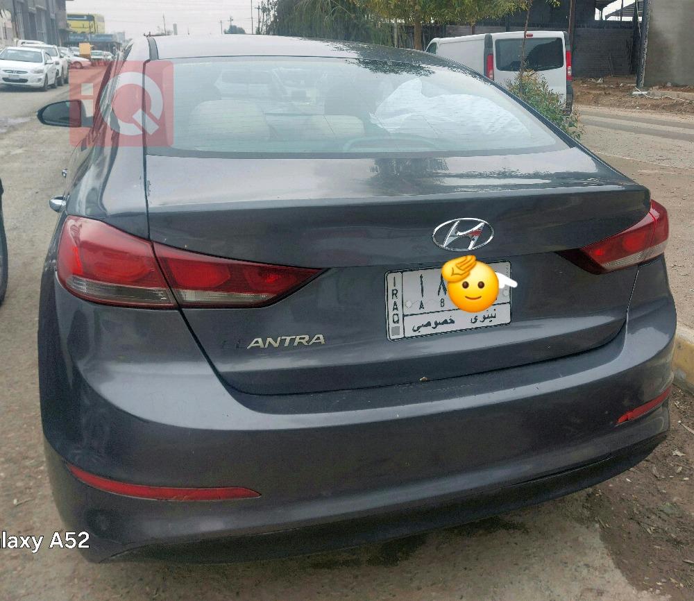 هیۆندای ئەلەنترا